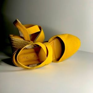 Yellow ballerina wedges // size 8